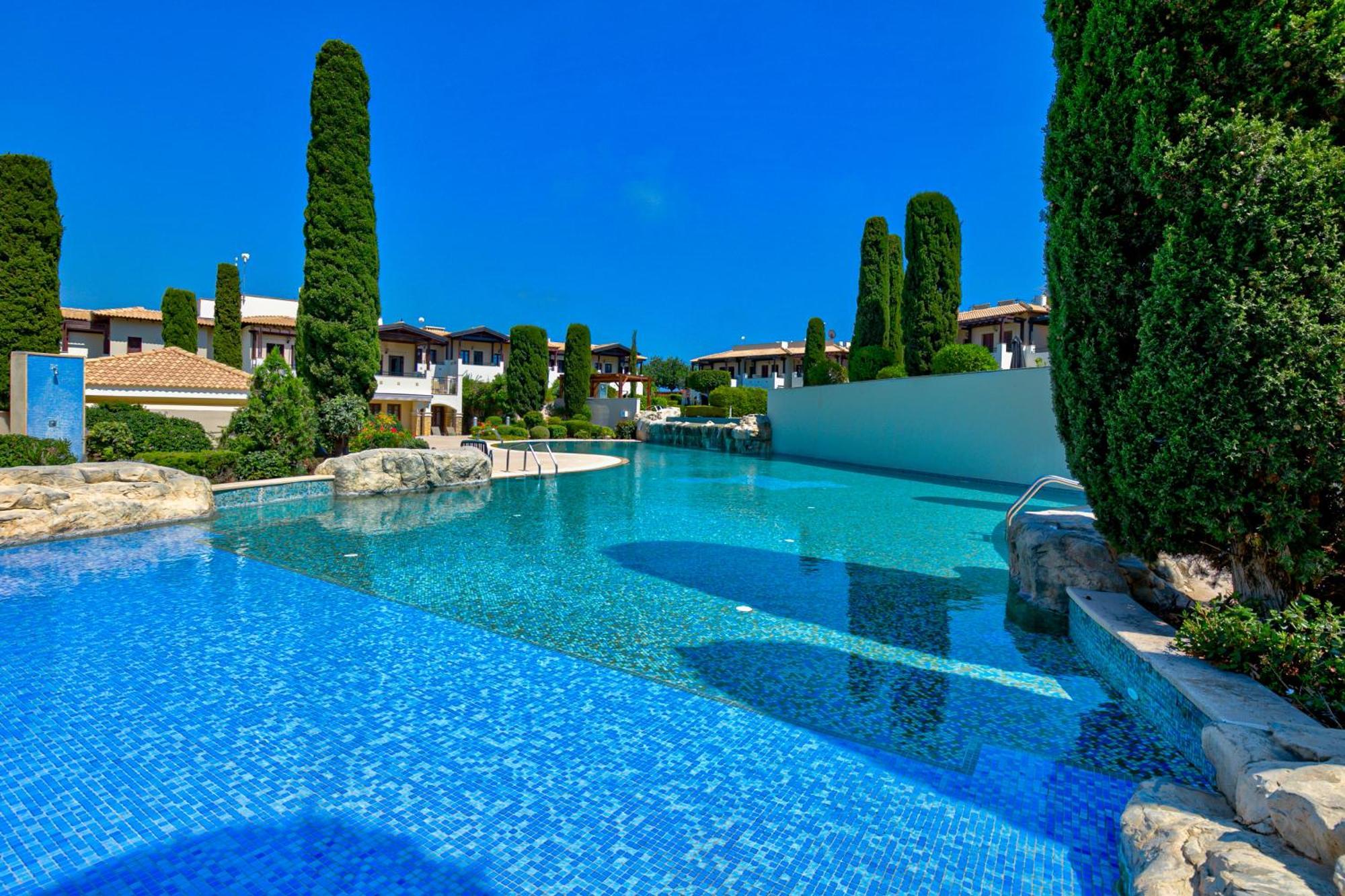 קוקליה 2 Bedroom Apartment Chloe With Communal Pool, Aphrodite Hills Resort מראה חיצוני תמונה