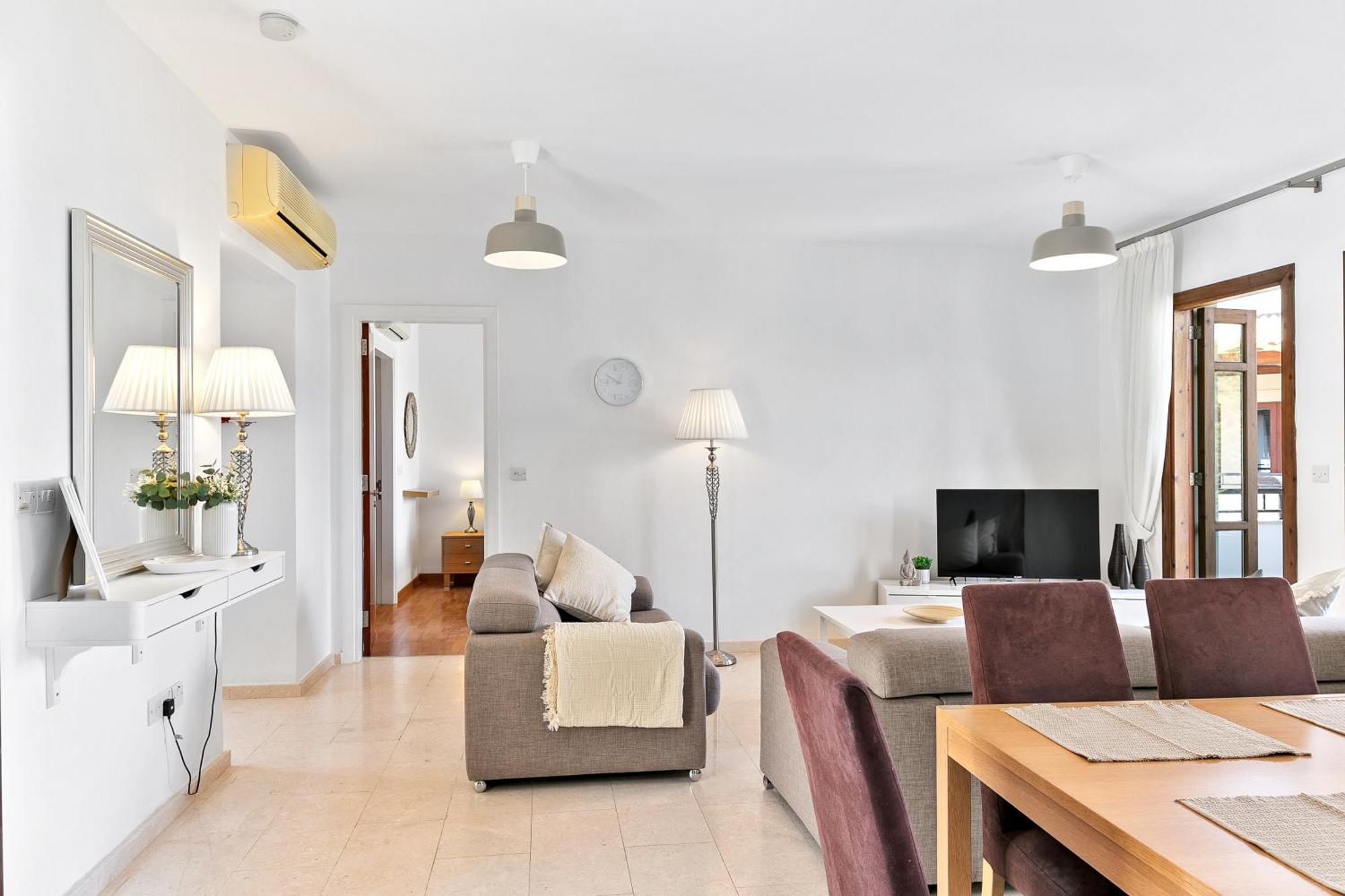קוקליה 2 Bedroom Apartment Chloe With Communal Pool, Aphrodite Hills Resort מראה חיצוני תמונה