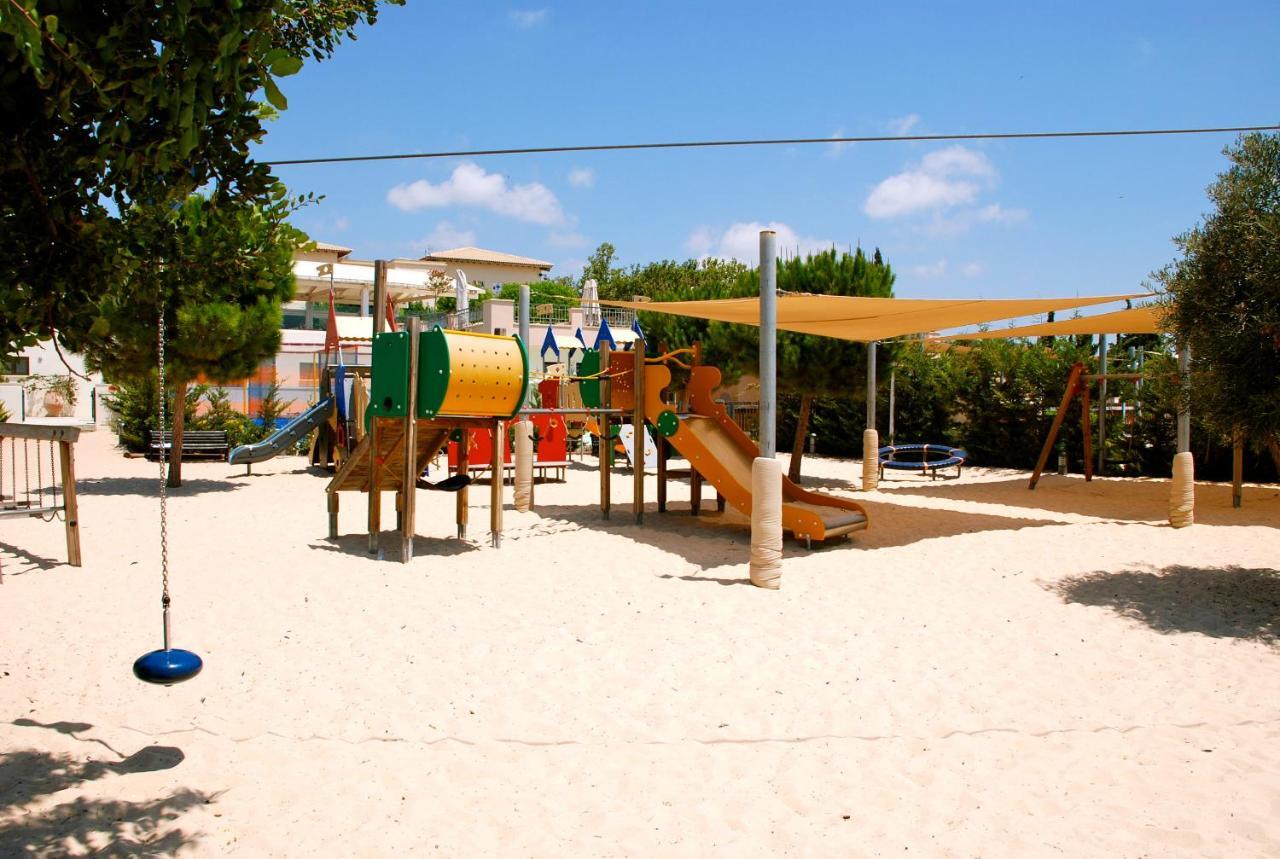 קוקליה 2 Bedroom Apartment Chloe With Communal Pool, Aphrodite Hills Resort מראה חיצוני תמונה